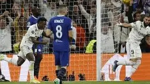 独家揭秘！蓝军主场惊现“寒王帕尔默”巨型冰雕，预热巅峰对决巴萨盛宴！